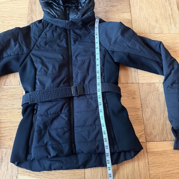 Athleta XXS Grace Peak Black Hooded Belted Water Resistant Wind Jacket - Picture 8 of 8